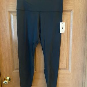 Nike yoga leggings